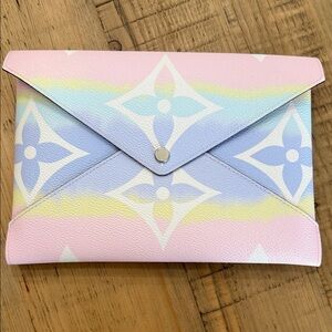 Limited Edition Louis Vuitton Kirigami Pochette